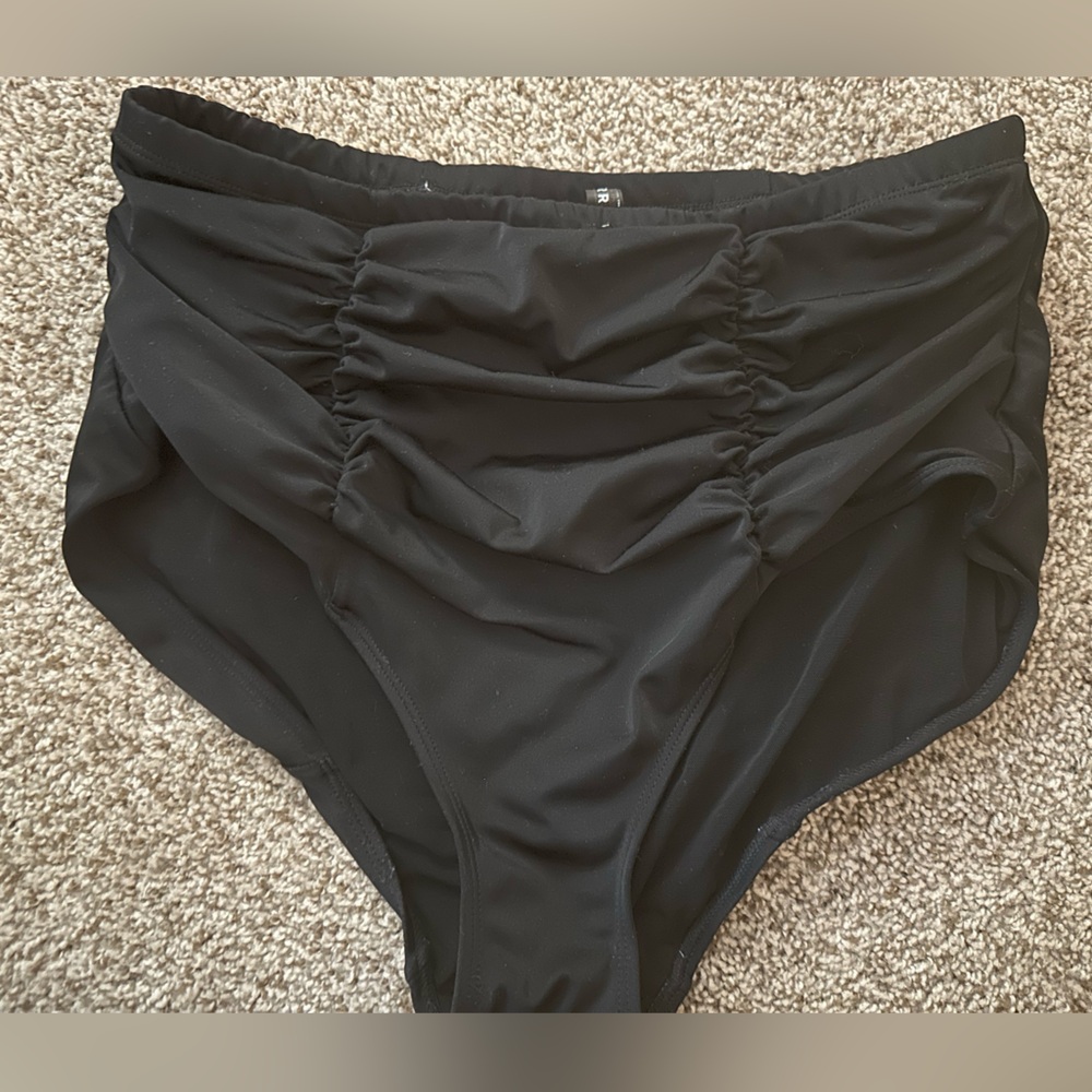 Torrid high waist swim bottoms size 1